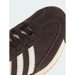 Adidas Sneakers Brown