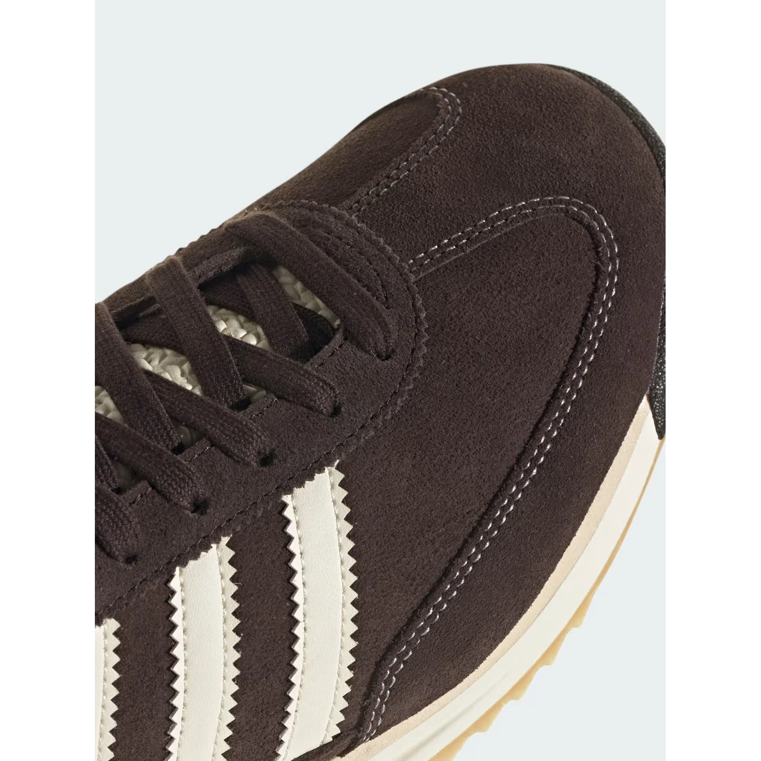 Adidas Sneakers Brown