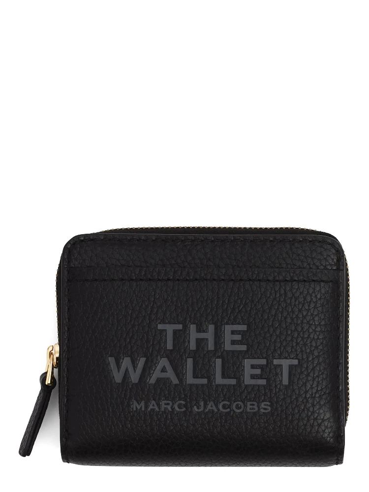 MARC JACOBS