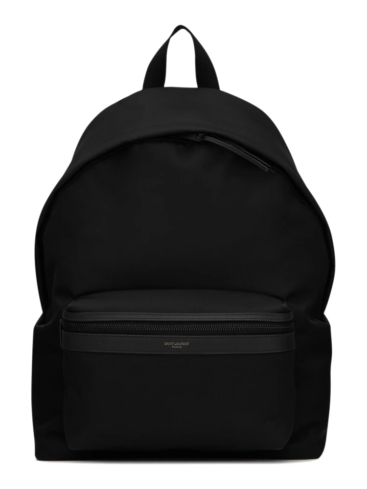 حقيبة ظهر للمدينة