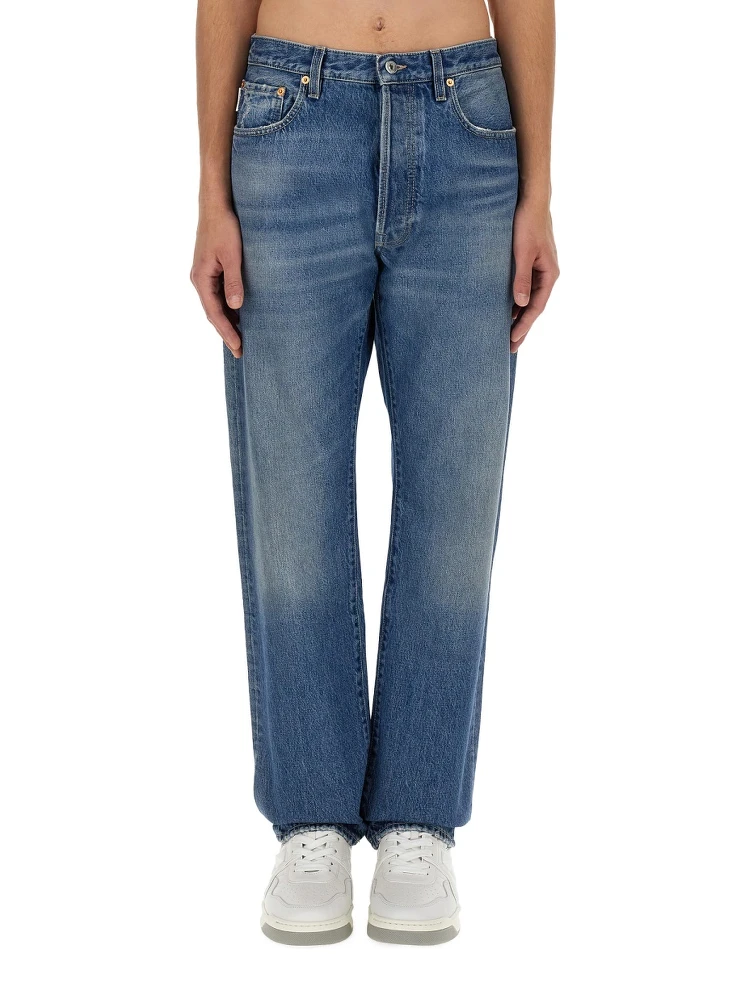 JEANS WITH LOGO DETAIL