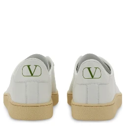 LEATHER SNEAKER