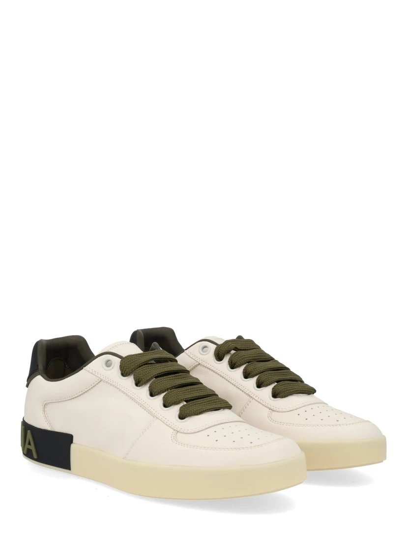SNEAKER WITH LOGO