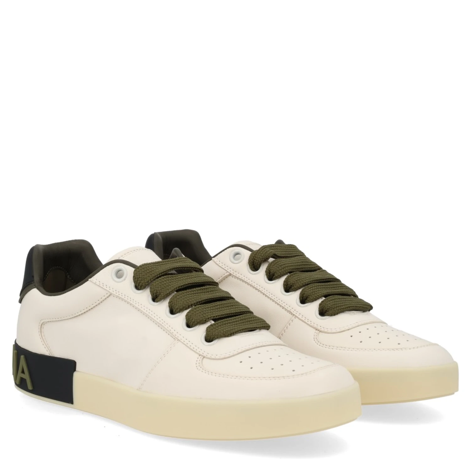SNEAKER WITH LOGO