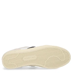 SNEAKER WITH LOGO