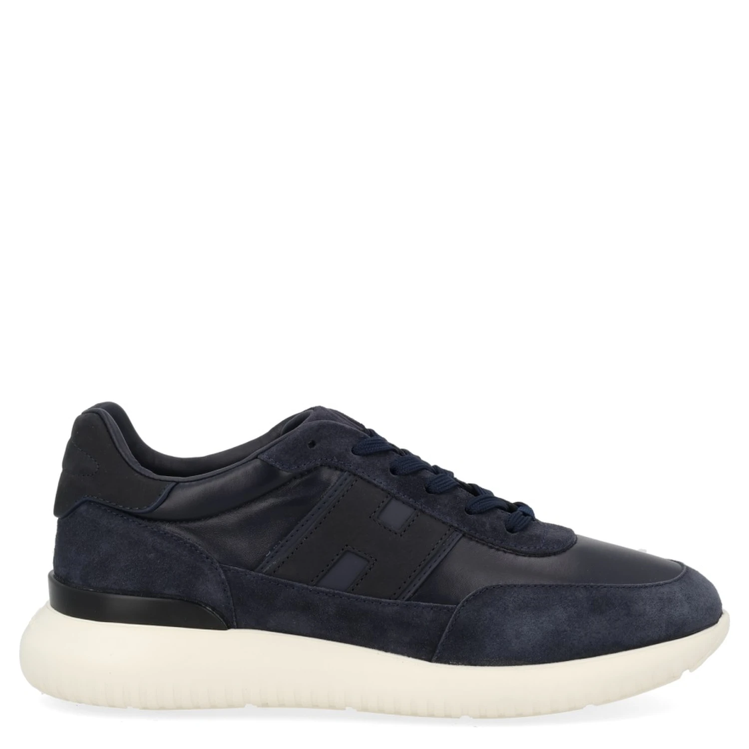 SUEDE SNEAKER