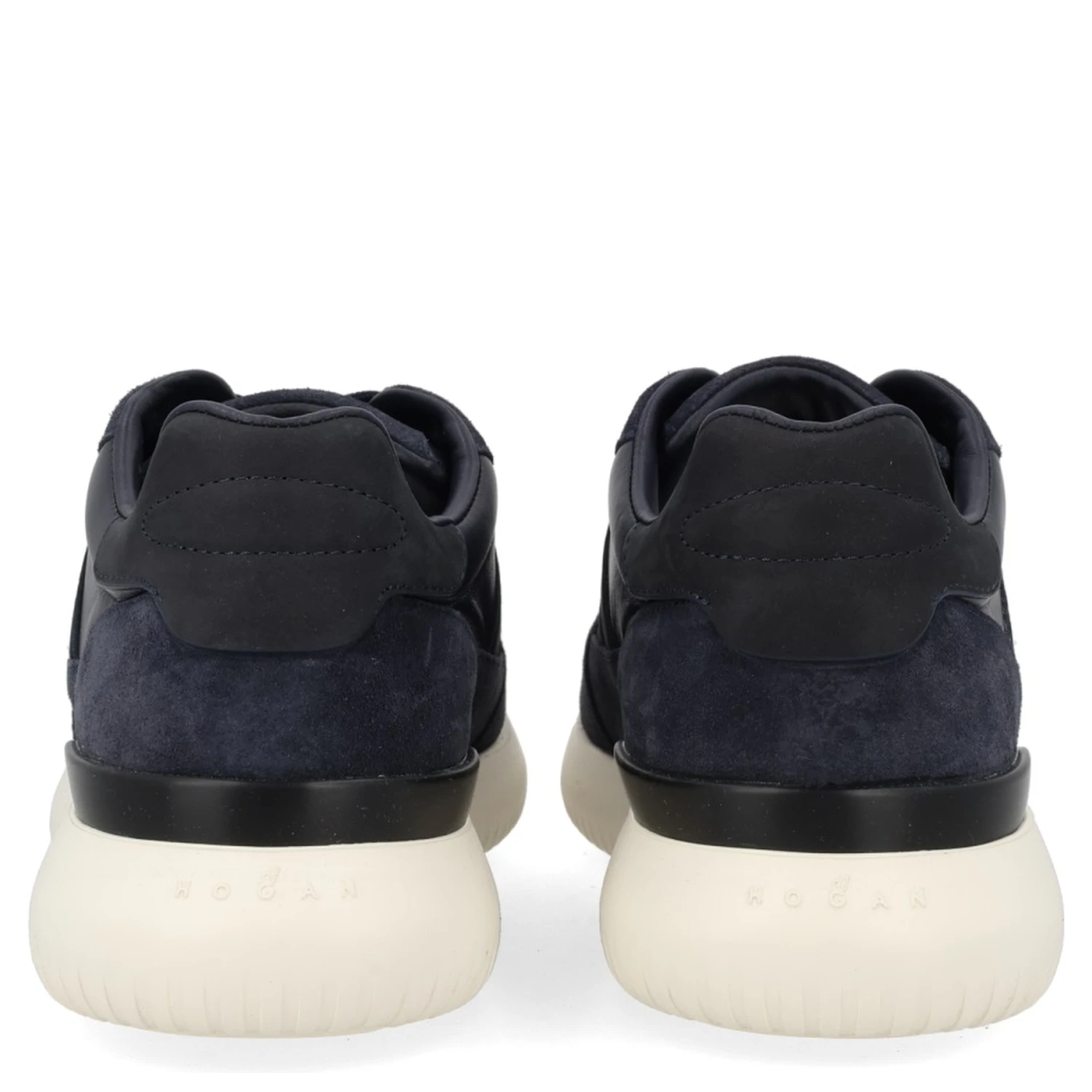 SUEDE SNEAKER