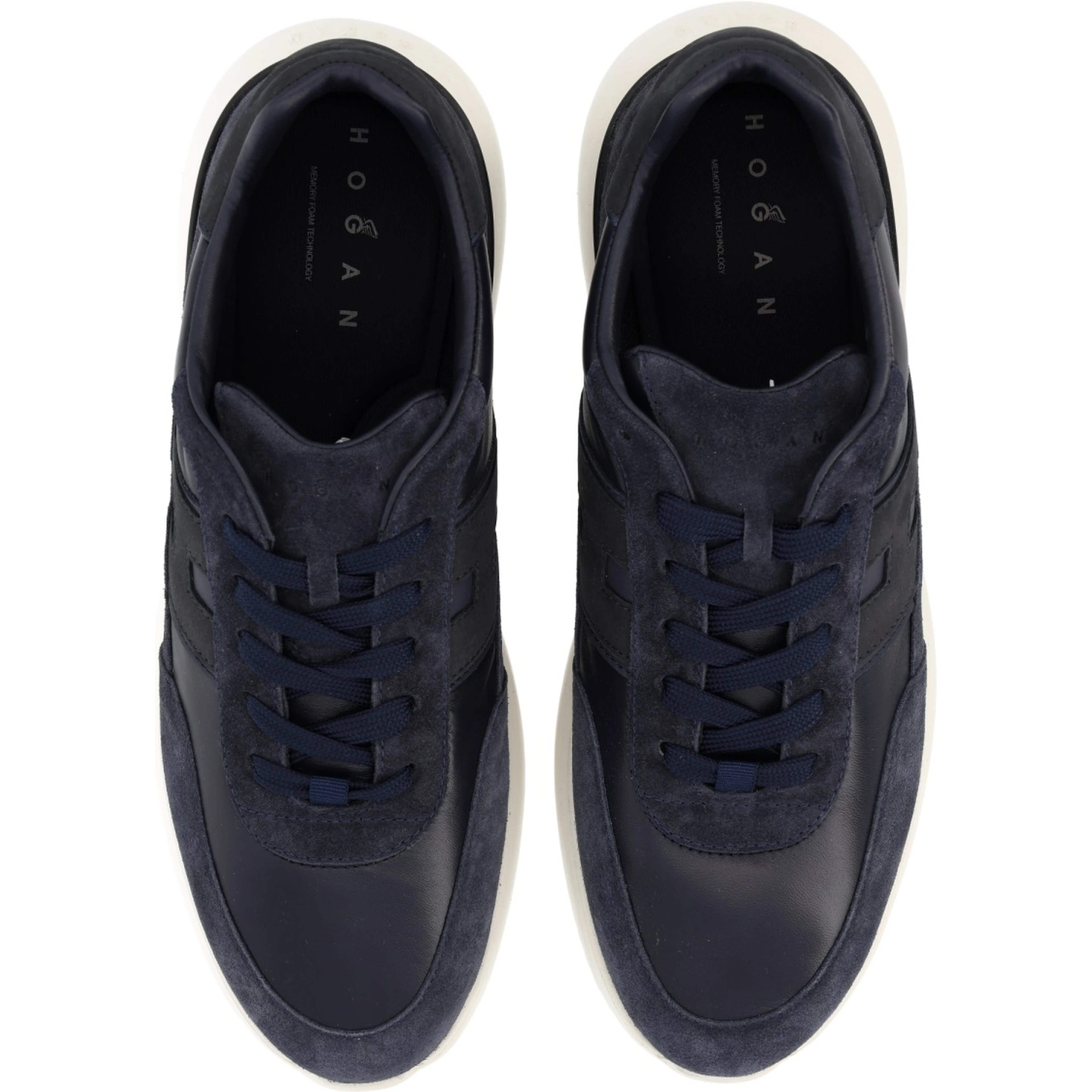 SUEDE SNEAKER