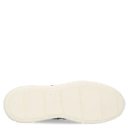 SUEDE SNEAKER