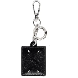 سلسلة مفاتيح جلدية