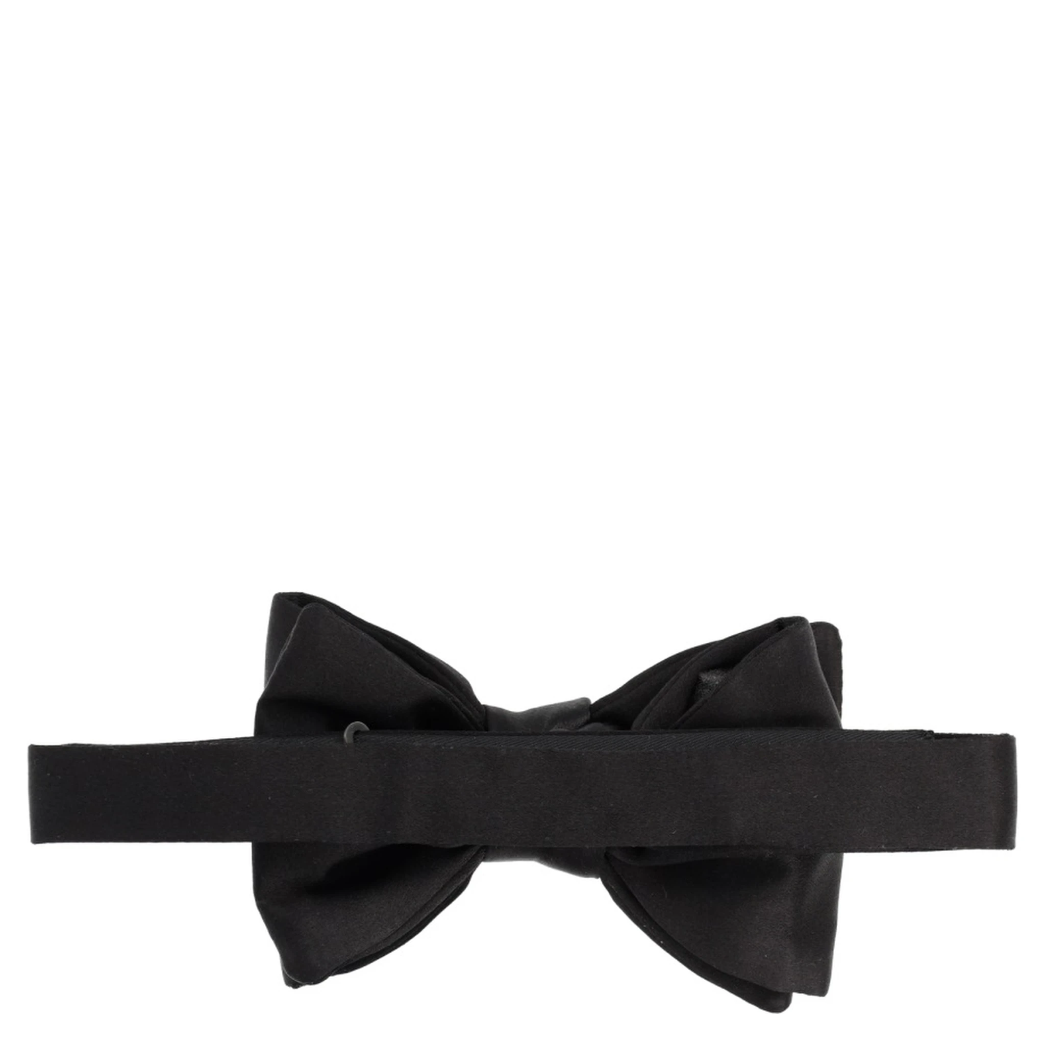 SILK BOW TIE