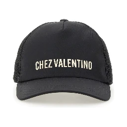 قبعة بيسبول مكتوب عليها "CHEZ VALENTINE"