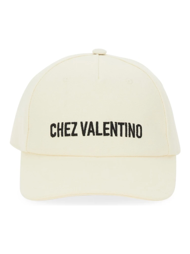 BASEBALL CAP WITH EMBROIDERY