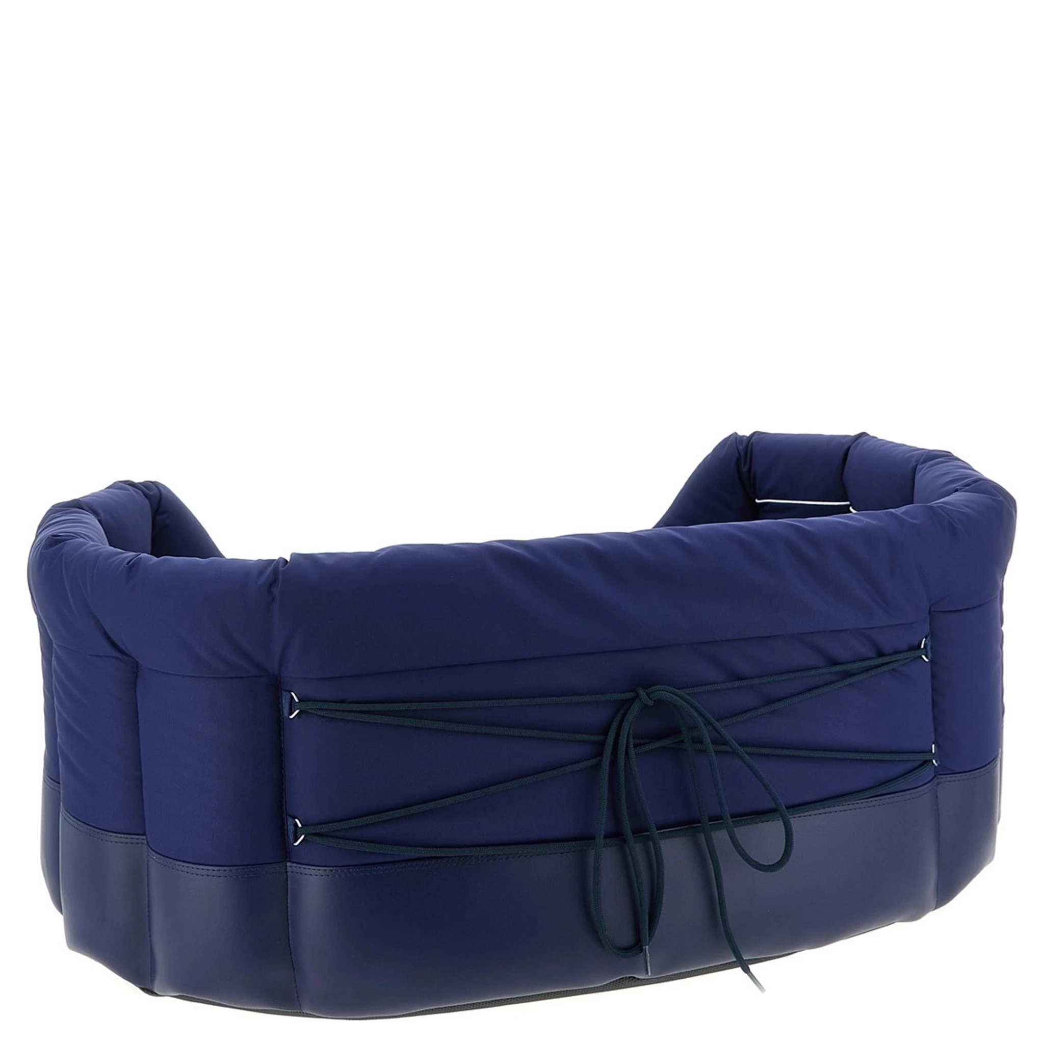 بولدو دوغ كوتور × مون بوت