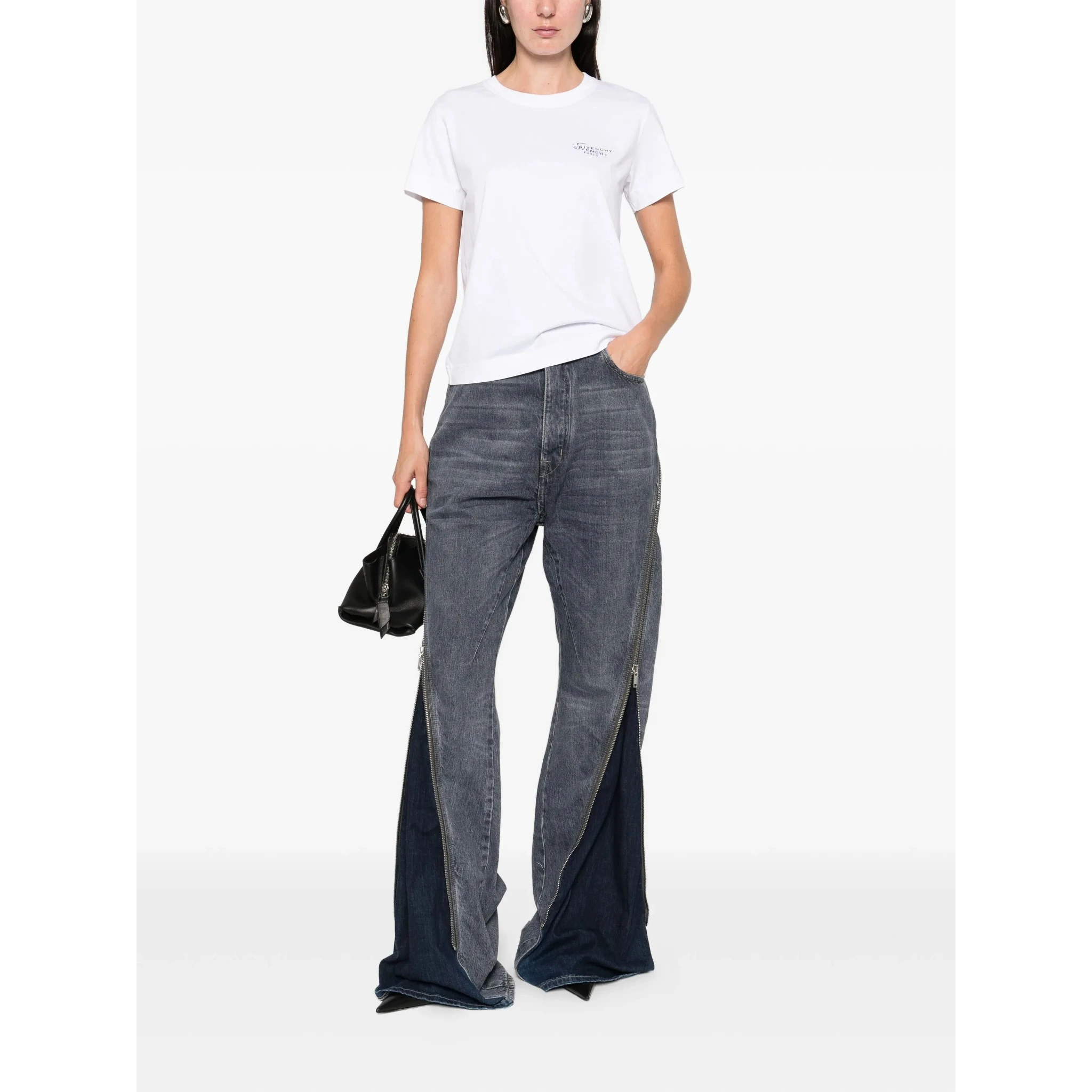 تيشيرتات وبولو جيفنشي سوداء