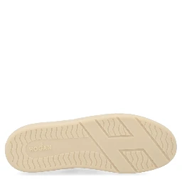 LEATHER SNEAKER