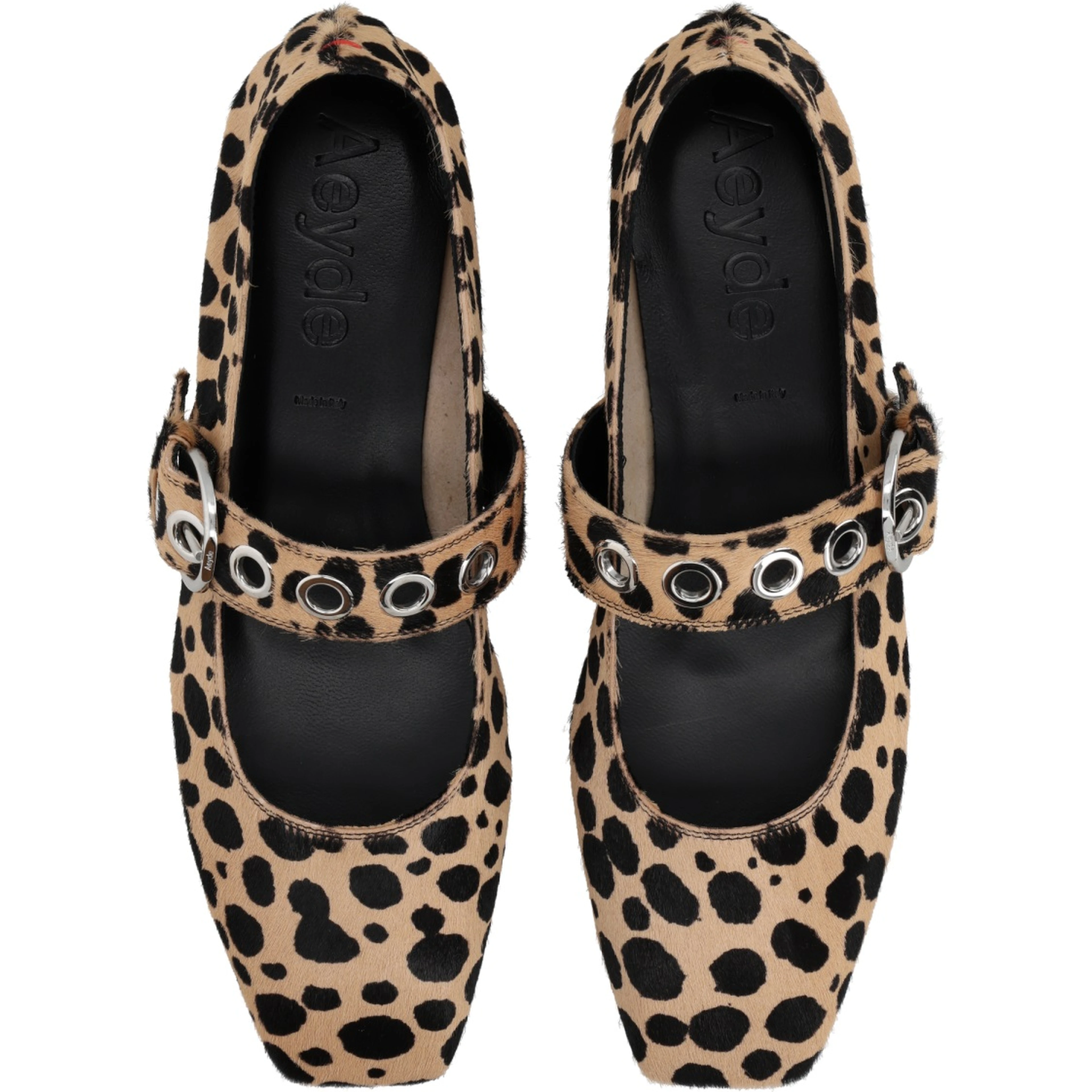 "UMA MARY-JANE" SHOE WITH EYELETS