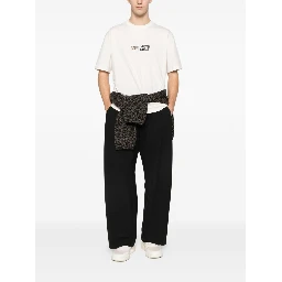تيشيرتات وبولو بيضاء من Y-3