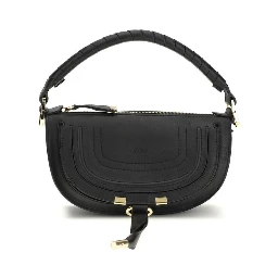 حقيبة كتف بوس توروس من جلد العجل الأسود