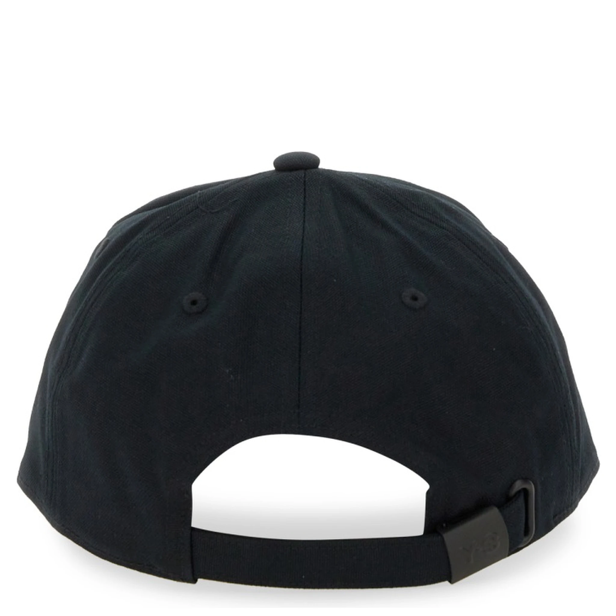 CAPPELLO CON LOGO