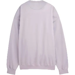 كنزة رياضية بشعار