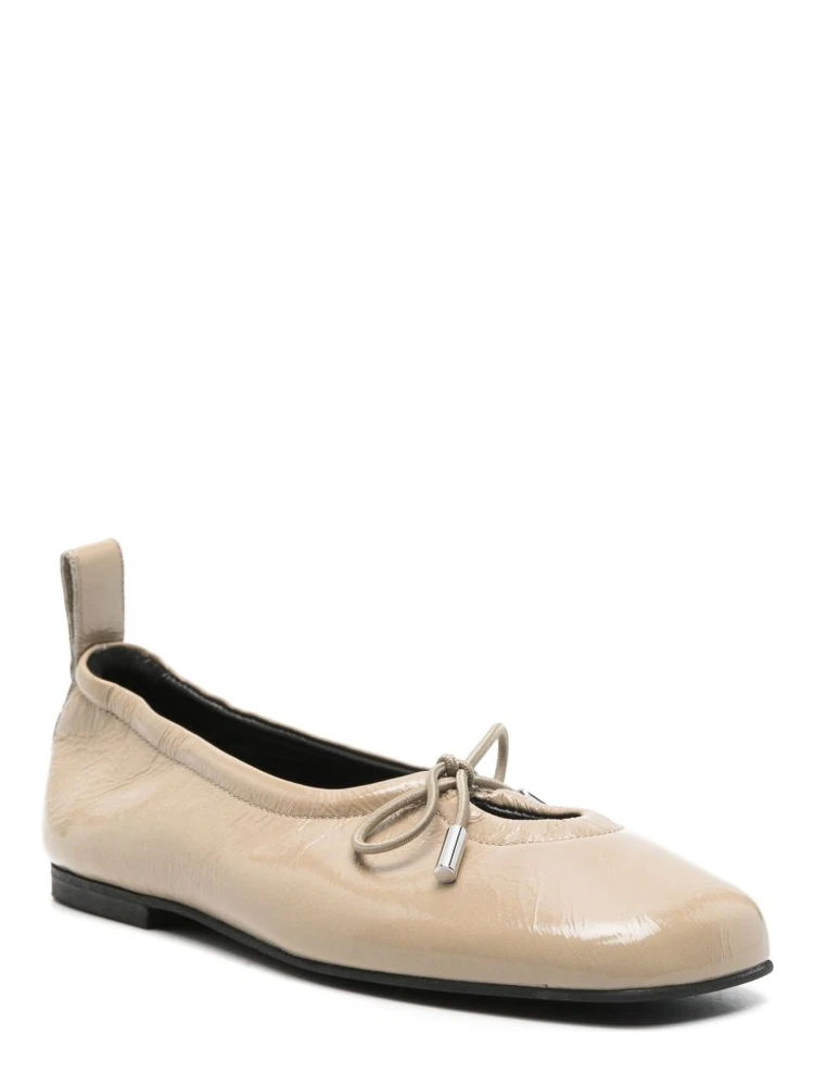 ALOHAS Flat shoes Beige alternative