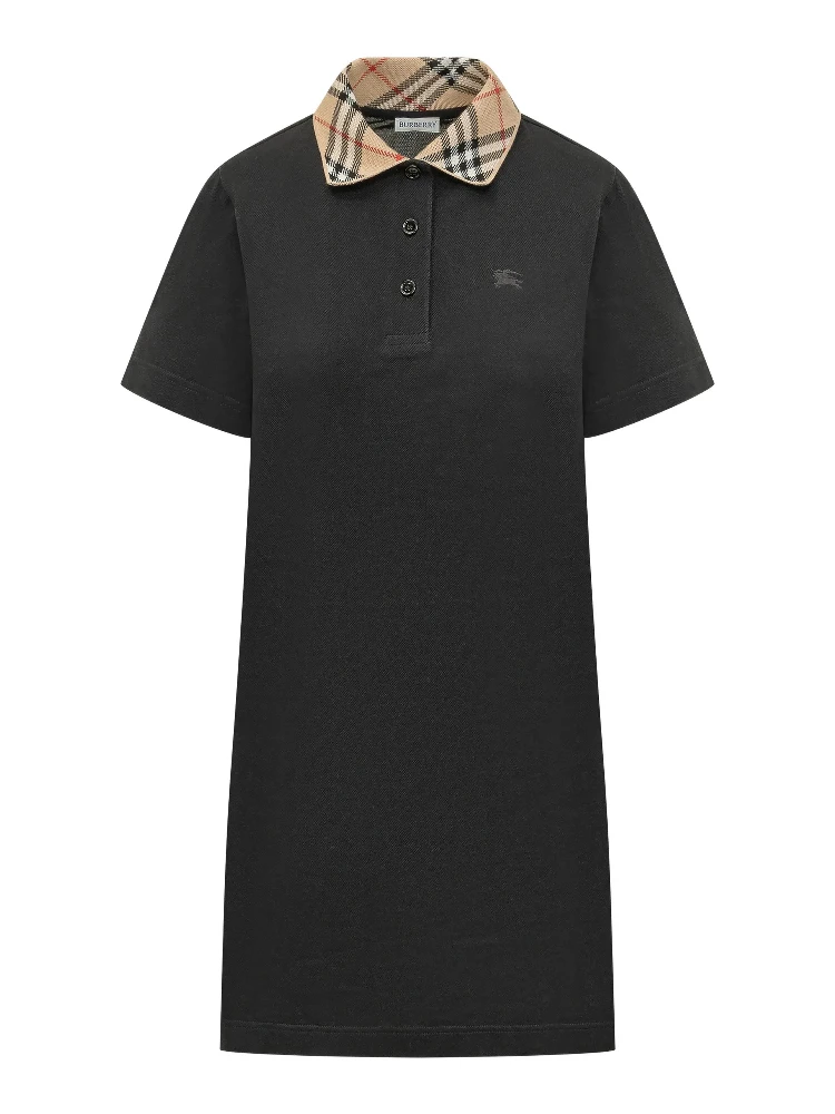 تيشيرتات وبولو من بربري باللون الأسود