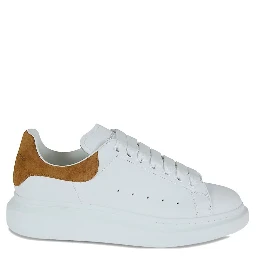 أحذية رياضية من ألكسندر ماكوين