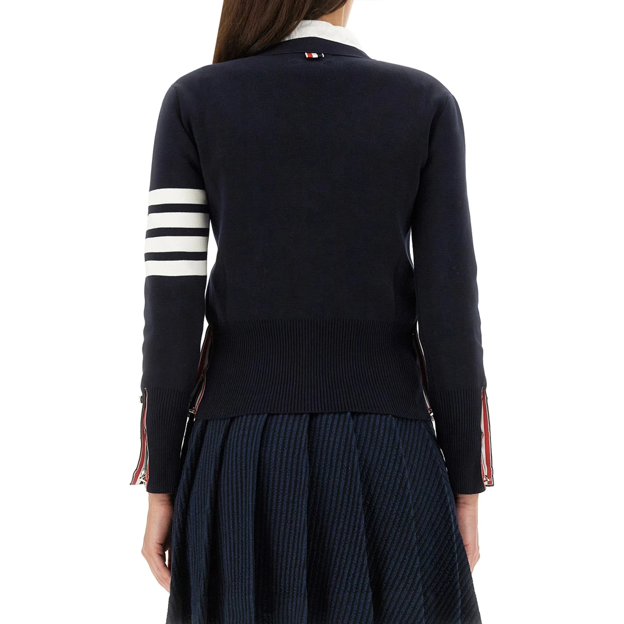 CARDIGAN CON SCOLLO A V