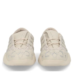 "REGU 2002" SNEAKER