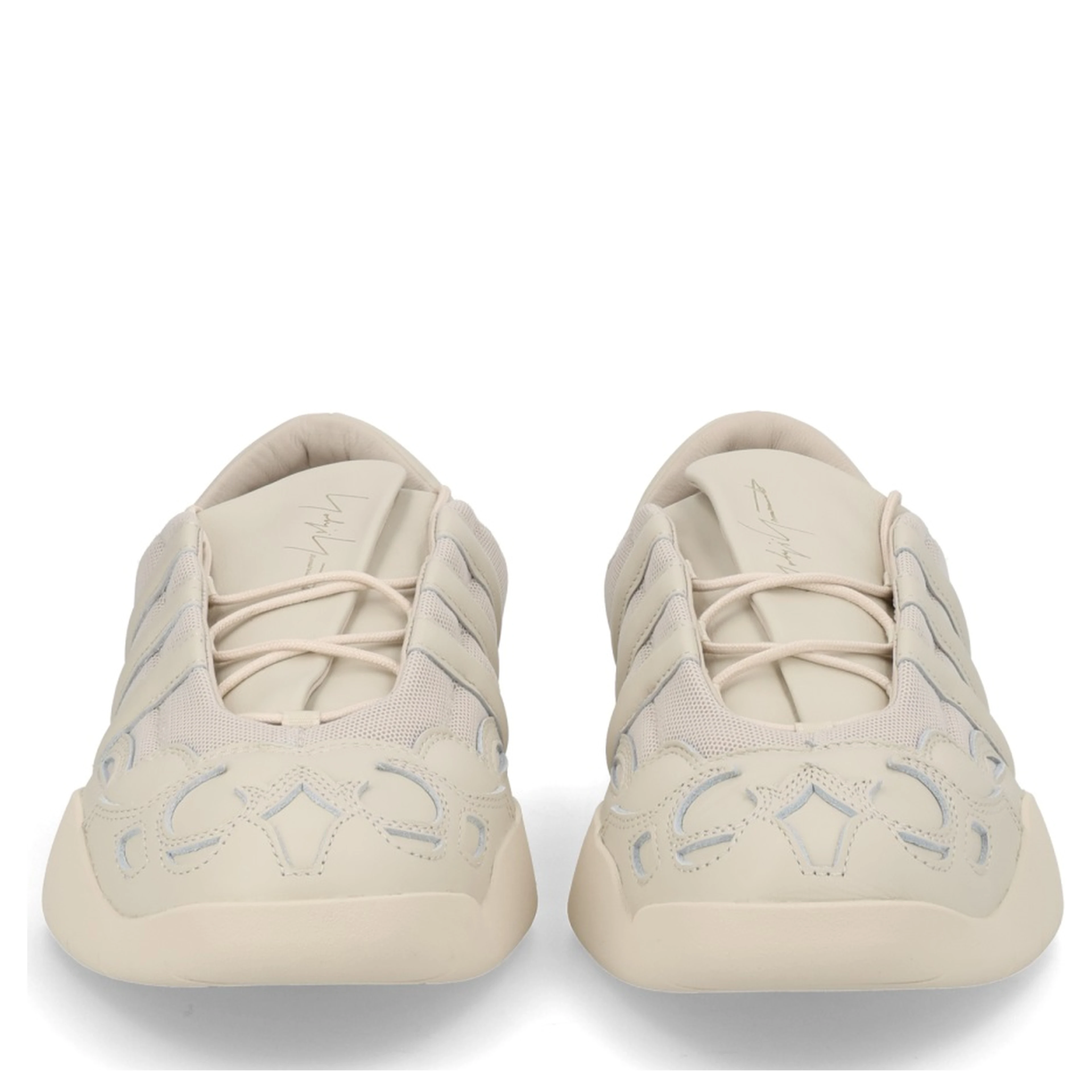 "REGU 2002" SNEAKER