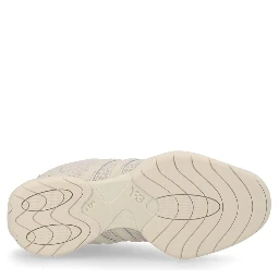 "REGU 2002" SNEAKER