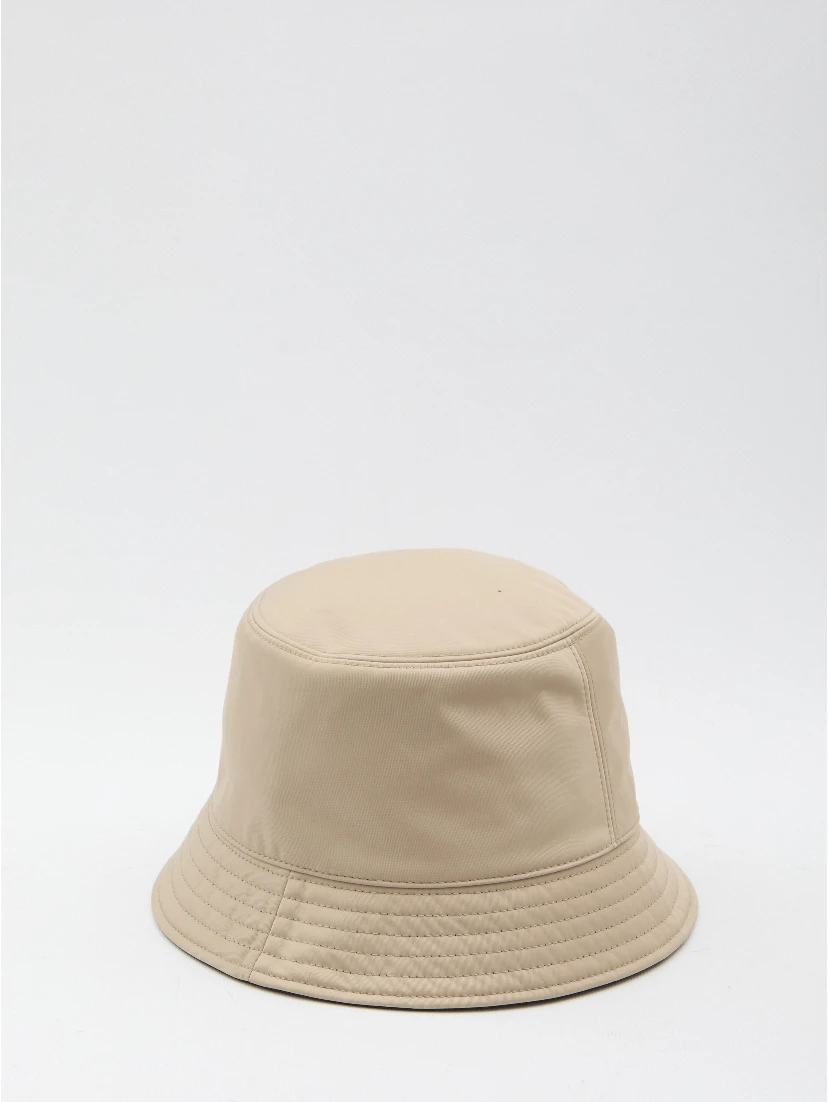 Reversible bucket hat