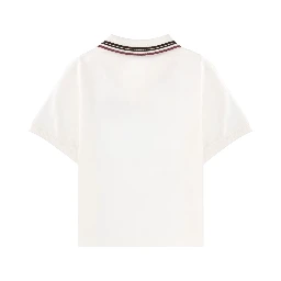 قميص بولو بشعار