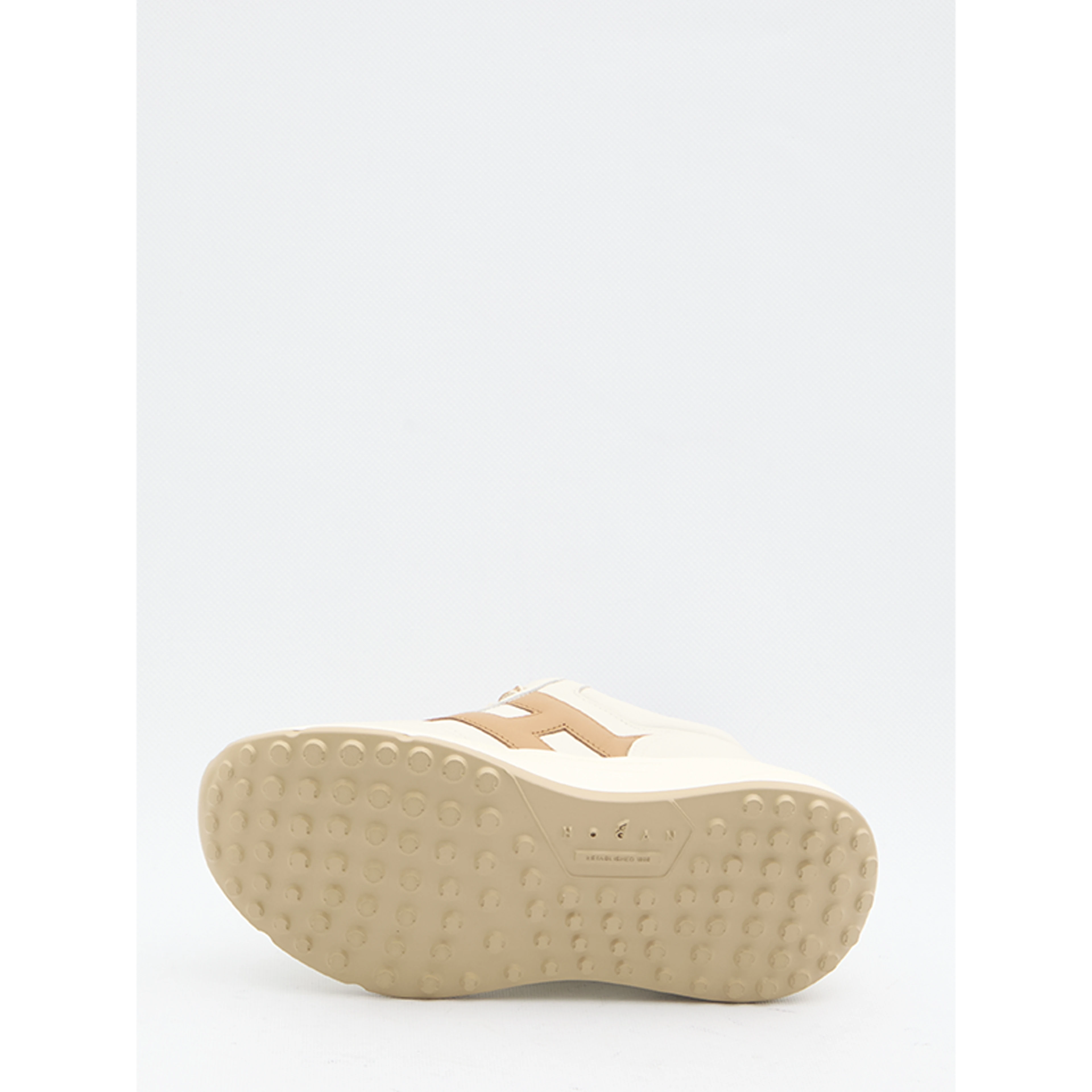 Hi-Fi sneakers
