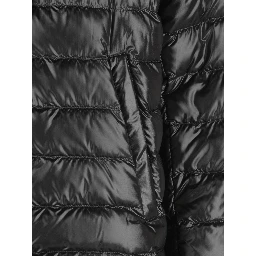 هيرنو كوتس أسود