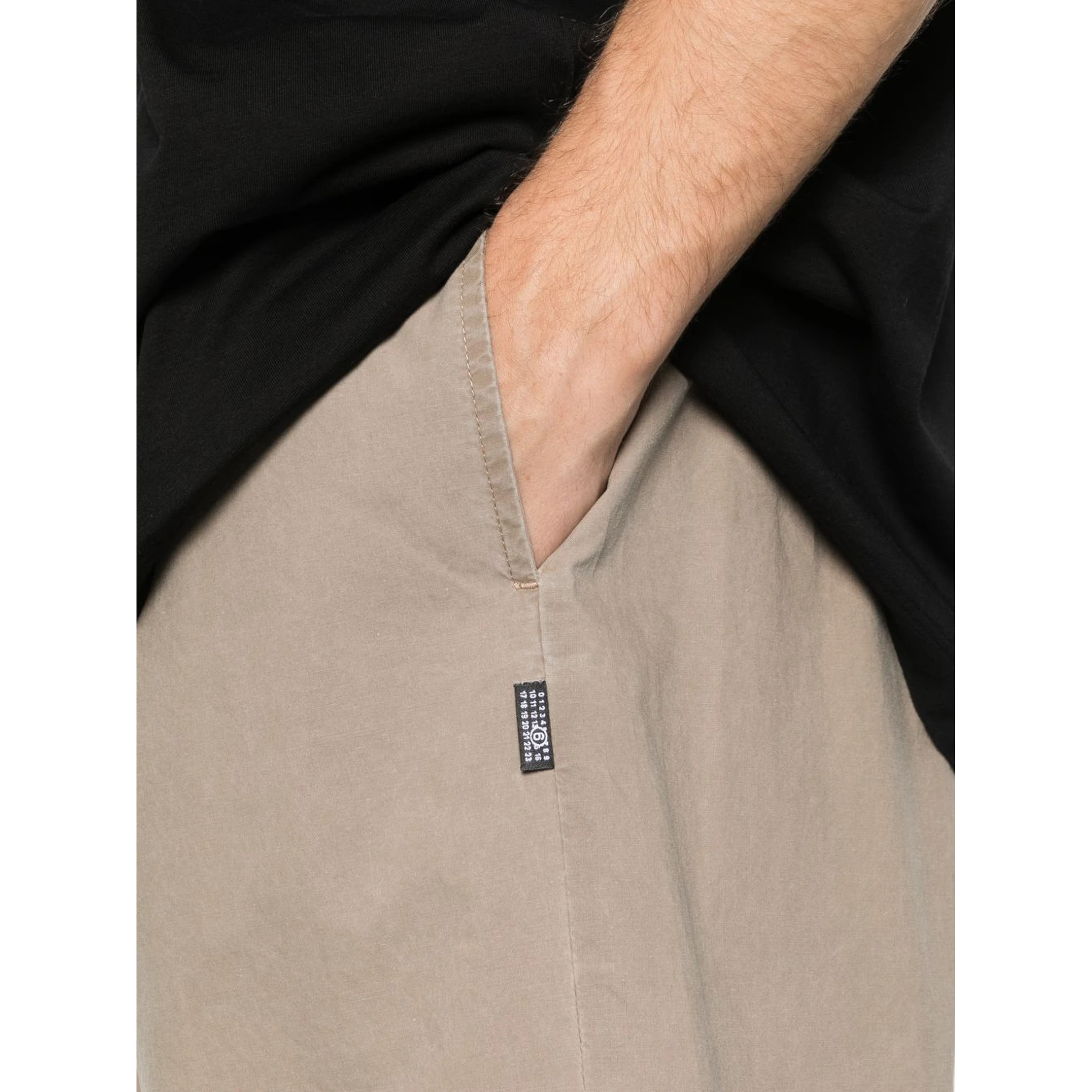 MM6 Maison Margiela Shorts Beige