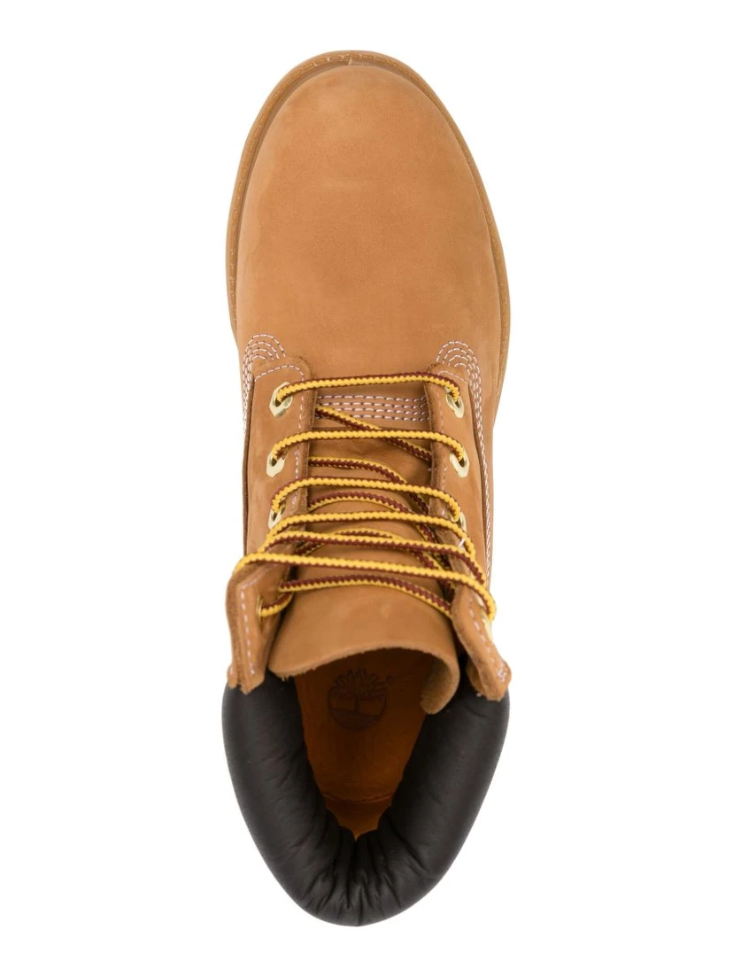 أحذية تيمبرلاند بنية اللون