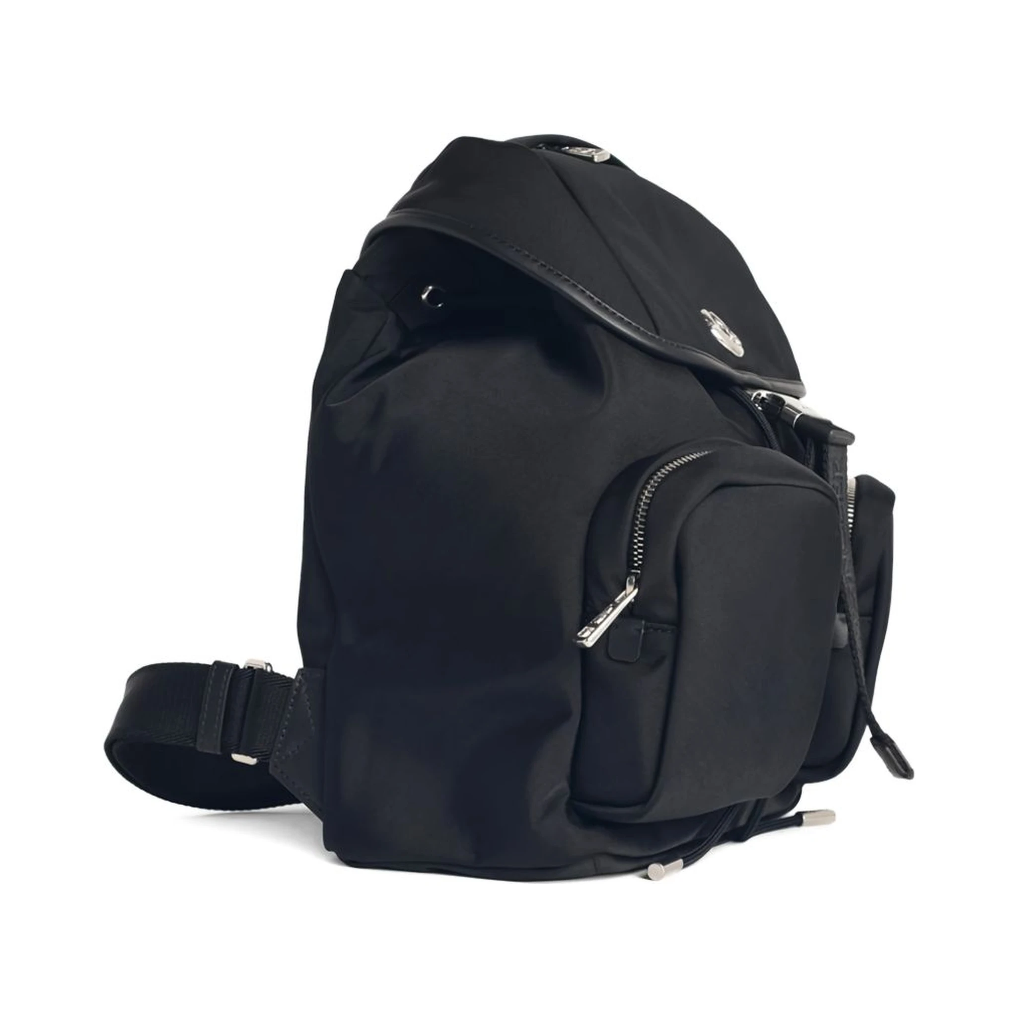 حقائب مونكلير.. أسود