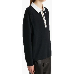 تيشيرتات وبولو سوداء من KHAITE