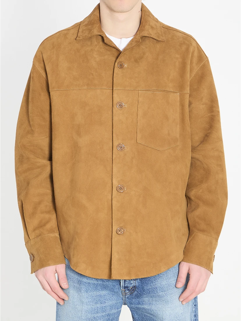 Buttoned overshirt in suede