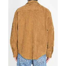 Buttoned overshirt in suede