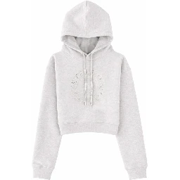 كنزة رياضية بشعار