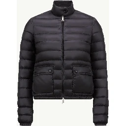 معاطف مونكلير سوداء