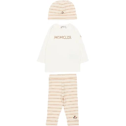 ملابس مونكلير للأطفال... وردي