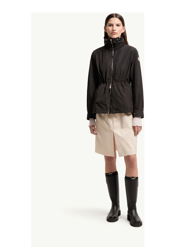 معاطف مونكلير سوداء alternative