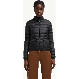 معاطف مونكلير سوداء