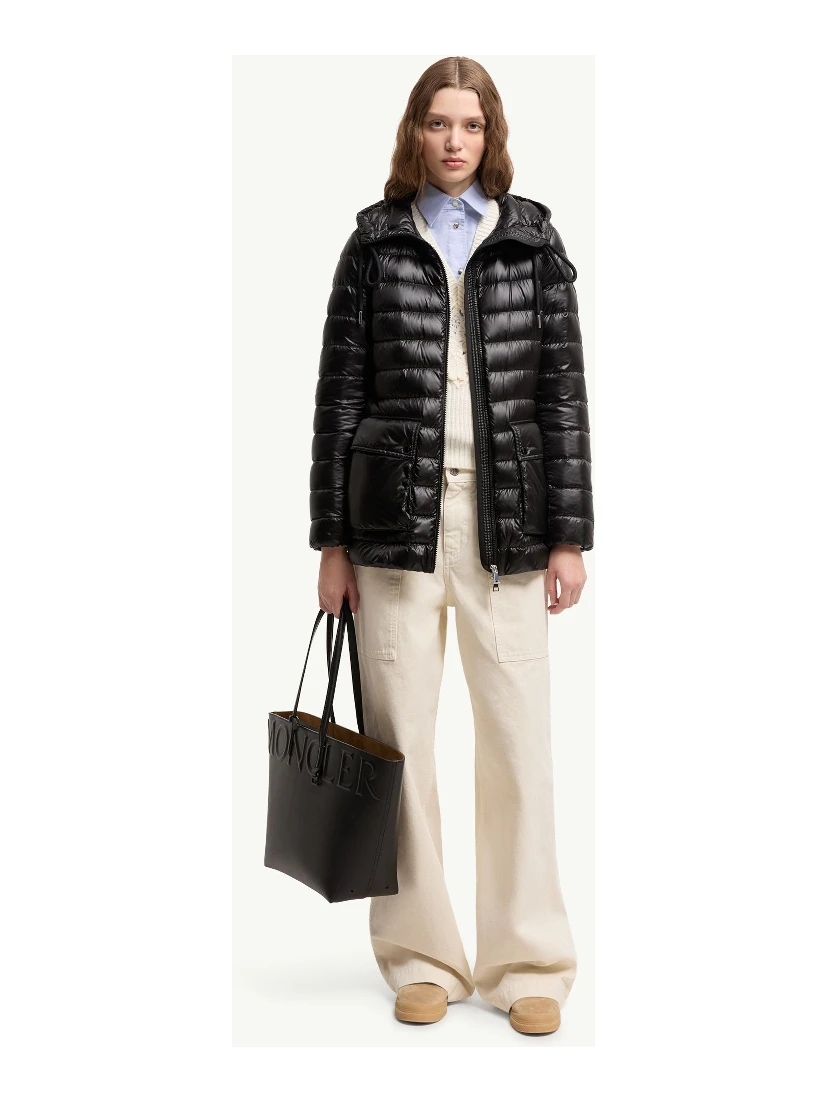 معاطف مونكلير سوداء