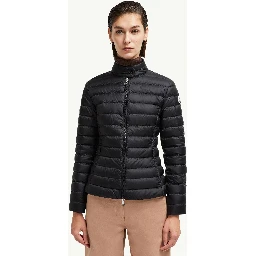 معاطف مونكلير سوداء