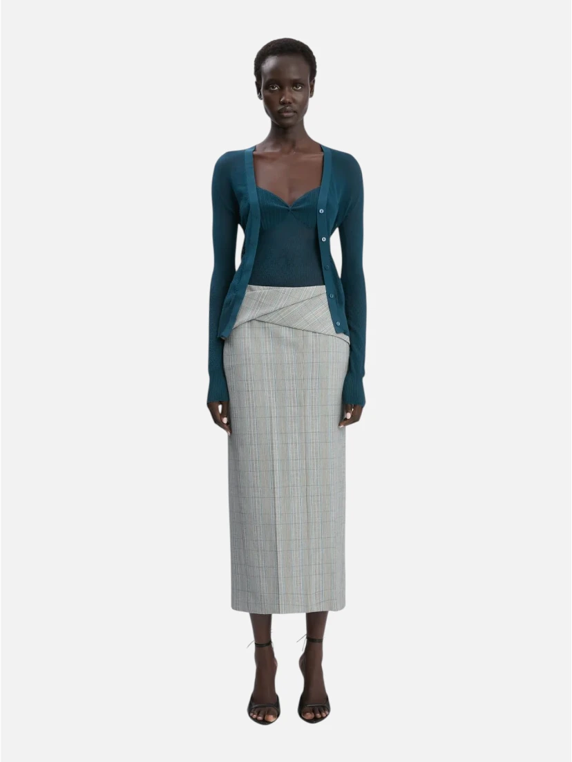 كارديجان من فيكتوريا بيكهام